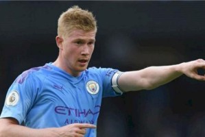  德布劳内膝伤缺阵三月，曼城中场遭遇用人荒  