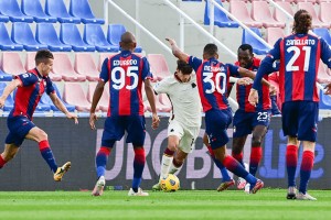  国际米兰点球决胜负，意甲强强对话激情四射