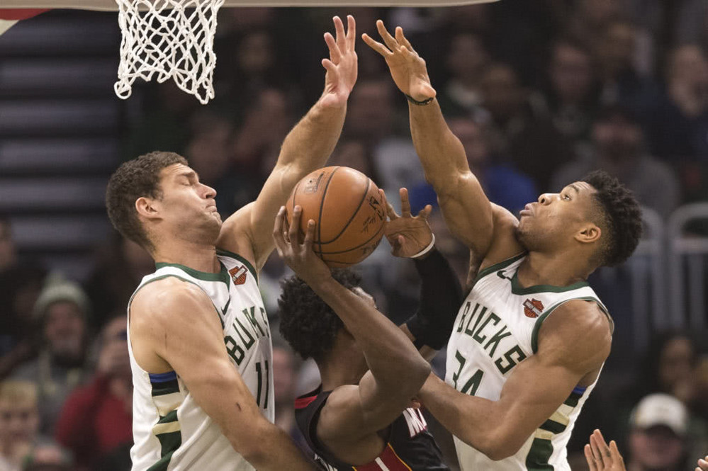  魔术小瓦格纳关键战封盖字母哥  